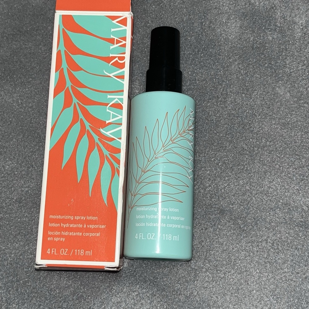 Mary Kay Moisturizing Spray Lotion #080555 - 4 Fl Oz Open Box
